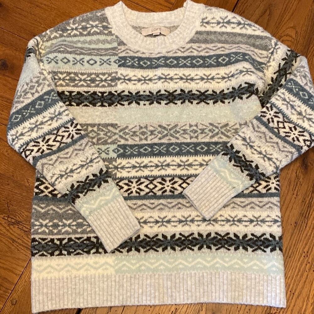 Ann Taylor Loft women’s Fair Isle grey and green patchwork wool blend sweater